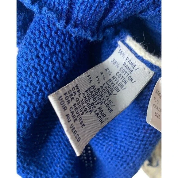 Vintage 90s Christmas Sweater Santa Clause Embroidered Northern Isles Size L - Picture 12 of 12